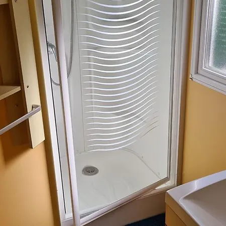 Mobil-home Avec Terrasse - 2 Chambres, 6 Personnes - Api-1-52-514 *